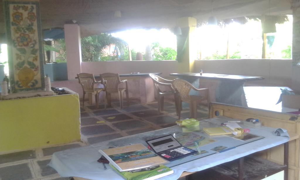 Golden Garden Hampi Guest House المظهر الخارجي الصورة